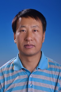 1561446175416264.jpg 赵庆峰(300乘200).jpg