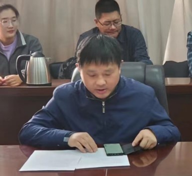 1678611500994688.jpg 副经理崔焕庆教授主持照片.jpg
